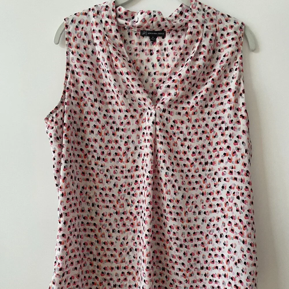 Adrianna Papelle Sleeveless Blouse, Boho Print,‎  V-Neck Size Medium